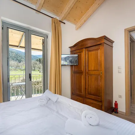 Aroania Suites Zarouchla Exteriér fotografie