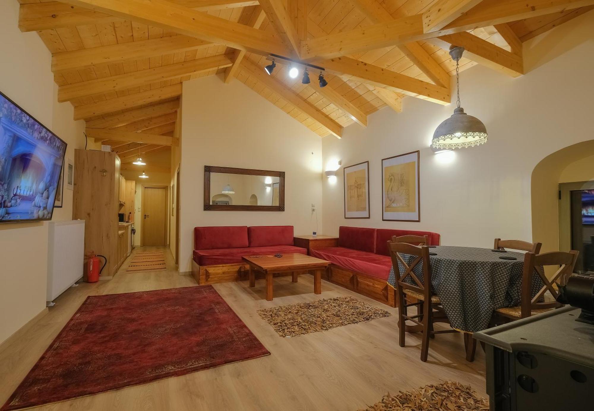 Aroania Apartment *